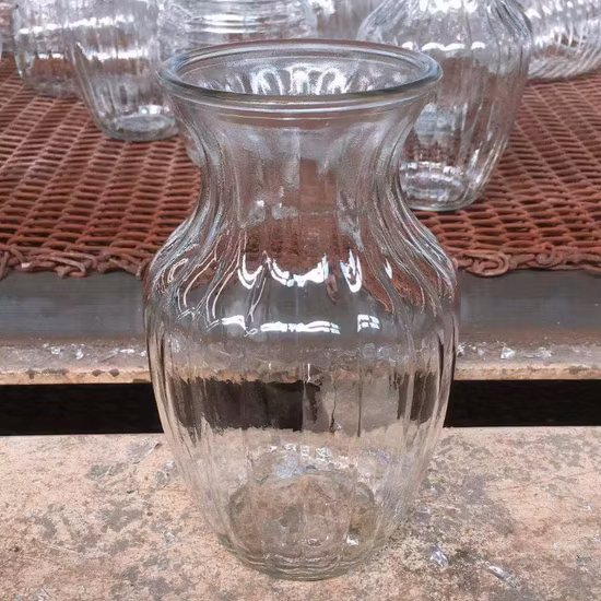 Jarrón de cristal transparente con forma de rosa para arreglos florales