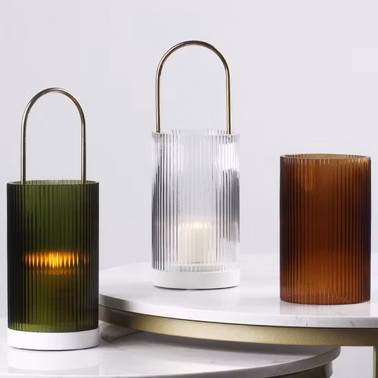 Candeleros de cristal anaranjados de la calabaza de Halloween de la decoración casera con la suspensión del metal